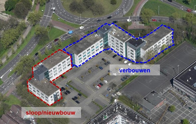 Luchtfoto van het kantoorgebouw. Een deel van het gebouw kan worden verbouwd, een ander deel kan worden gesloopt voor nieuwbouw.