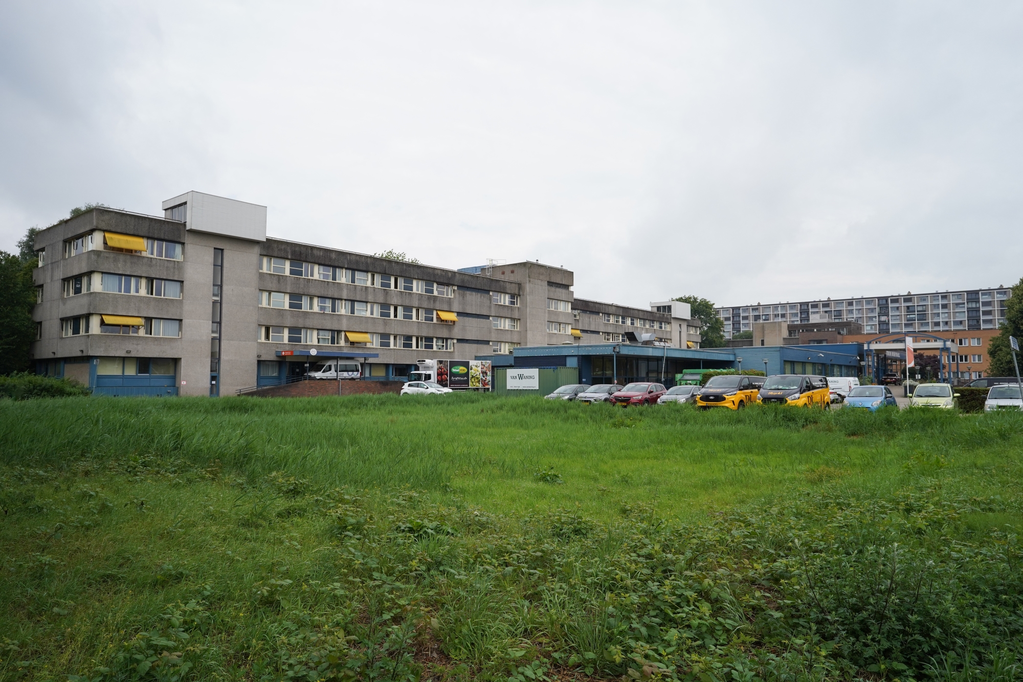 Foto van het huidige gebouw van zorgcentrum Careyn-Rosendael