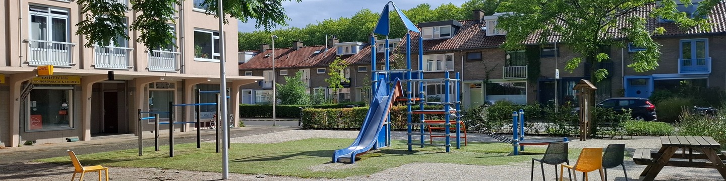 zijaanzicht speeltoestel 