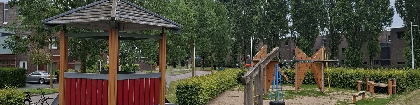 zijaanzicht speeltoestel 