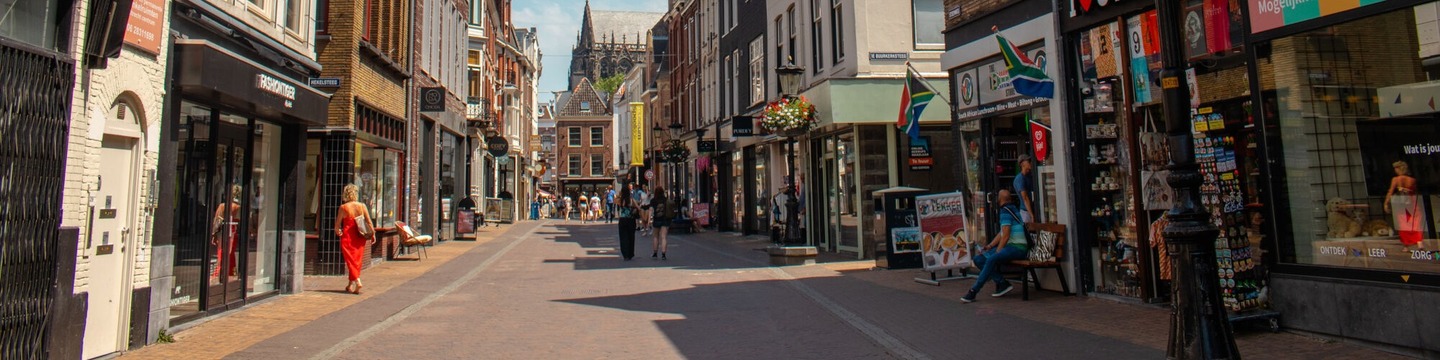De Steenweg in de zomer van 2024.