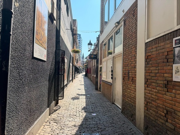 Foto van de Zakkendragerssteeg